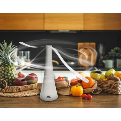 Stolní ventilátor BUZZ SWIRL proti mouchám a vosám.