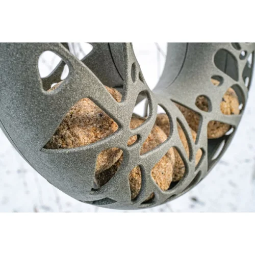 Moderní krmítko pro ptáky Yara Fat Ball